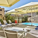 Talbot & Bons Bed & Breakfast Gudja