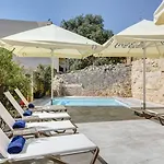 Bed & Breakfast Talbot & Bons 4*