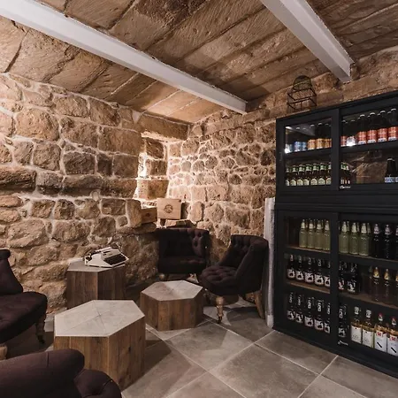 Bed & Breakfast Talbot & Bons 3*