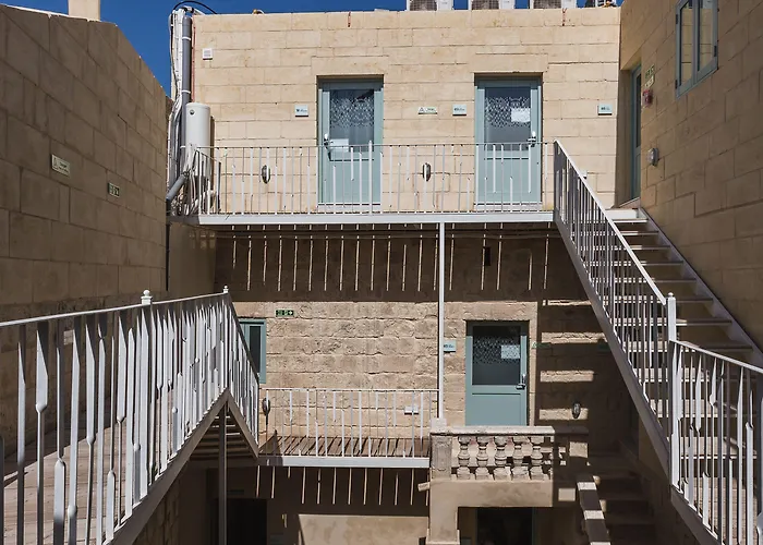 Talbot & Bons לינה וארוחת בוקר